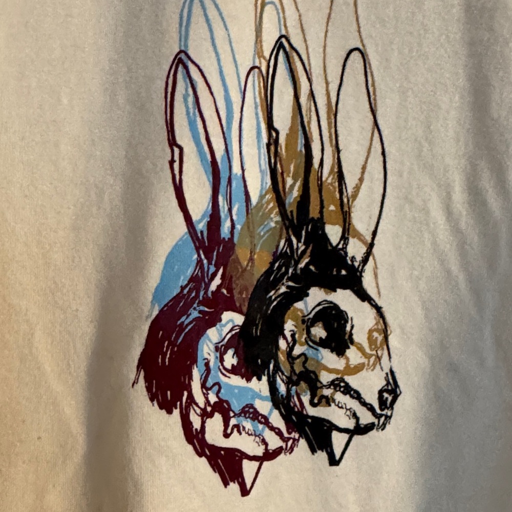 Levi's Cream T-Shirt with Black and Red Tag